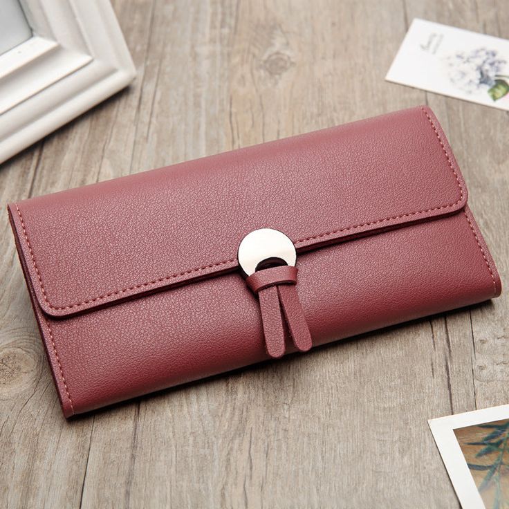 Comment assortir votre portefeuille femme à votre sac à main插图