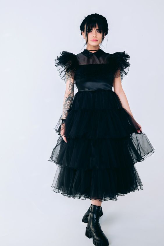 Comment choisir la bonne robe de Wednesday Addams ?插图