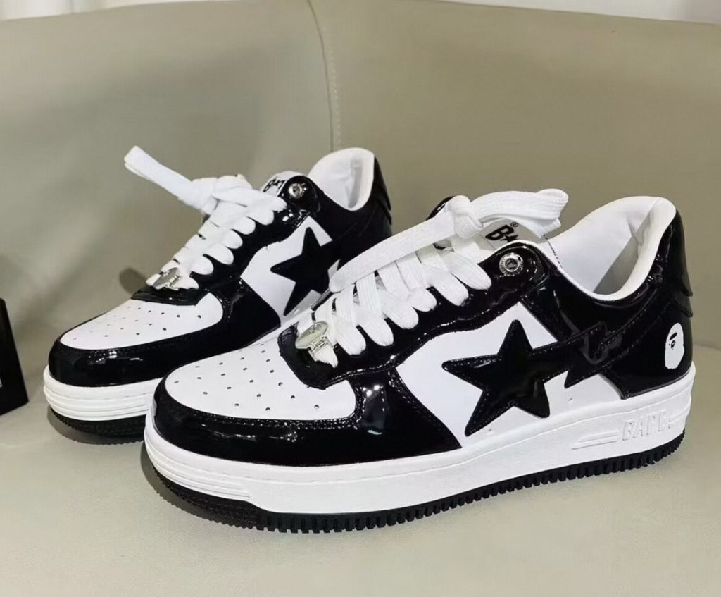 Bapesta Shoes Black and White: Timeless Streetwear Icons插图4
