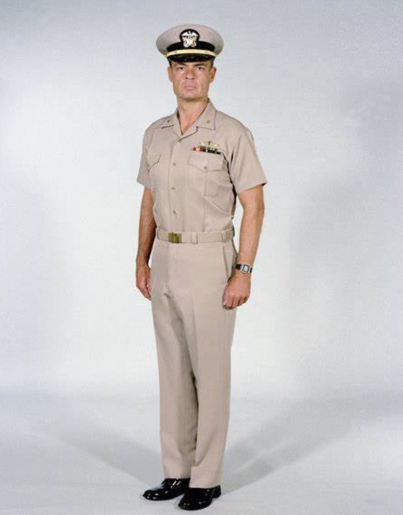 navy officer khaki uniform regulations