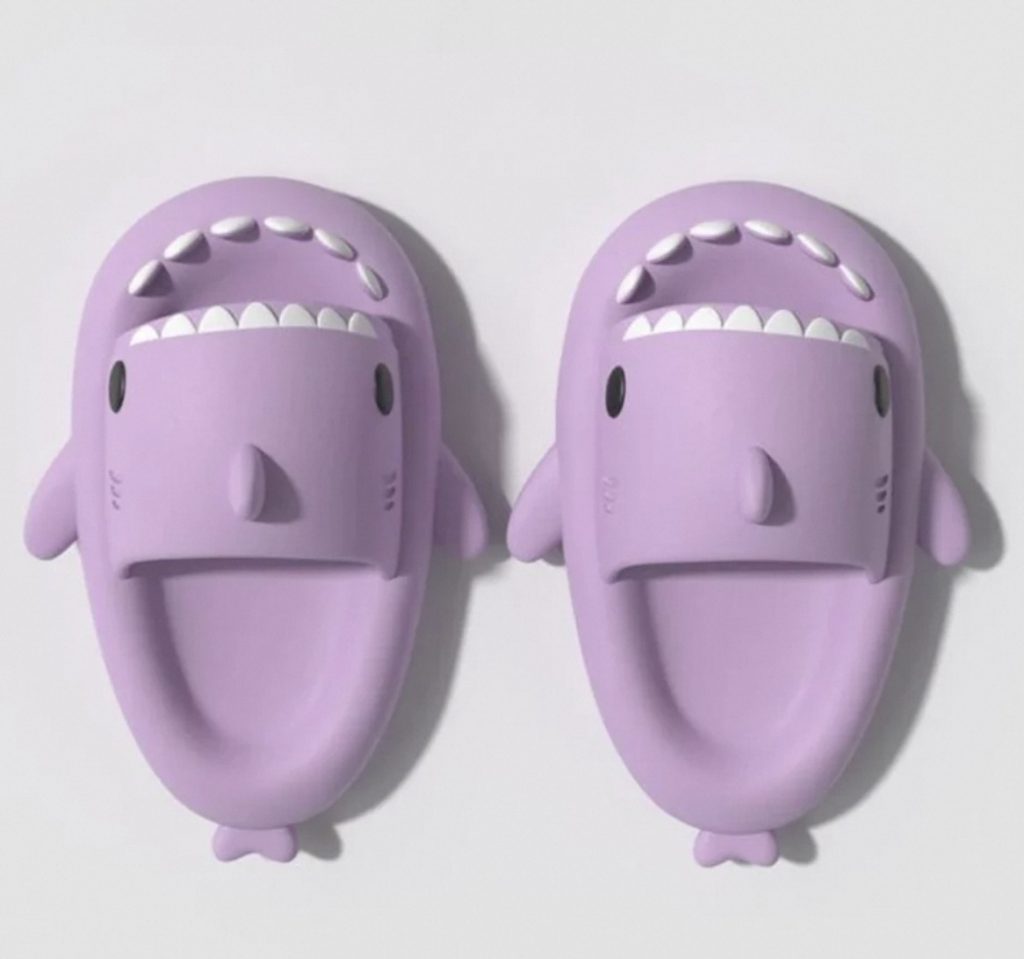 Men’s Shark Slides: The Ultimate Comfort Footwear插图3
