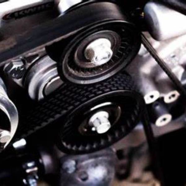 what happens to a car when the serpentine belt breaks?