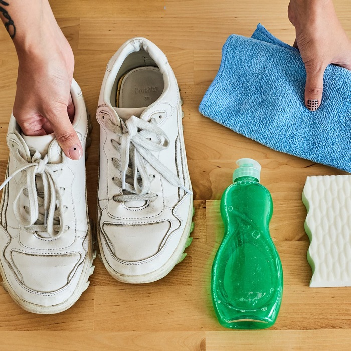 how to clean running shoes