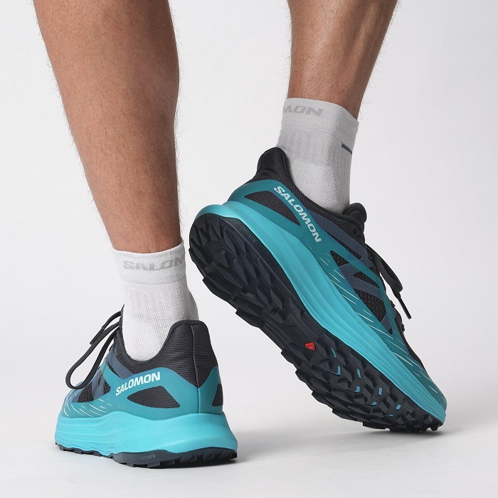 max cushion running shoes