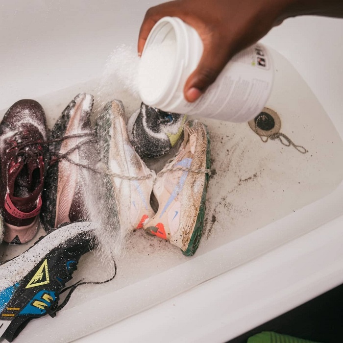 how to wash running shoes