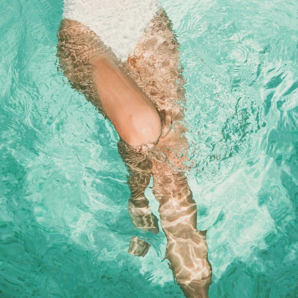 will swimming make a yeast infection worse